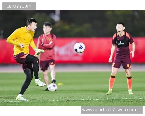 媒体人点评日韩足球实力依旧追求进步国足在国际比赛日何去何从 媒体人点评日韩足球实力依旧追求进步国足在国际比赛日何去何从